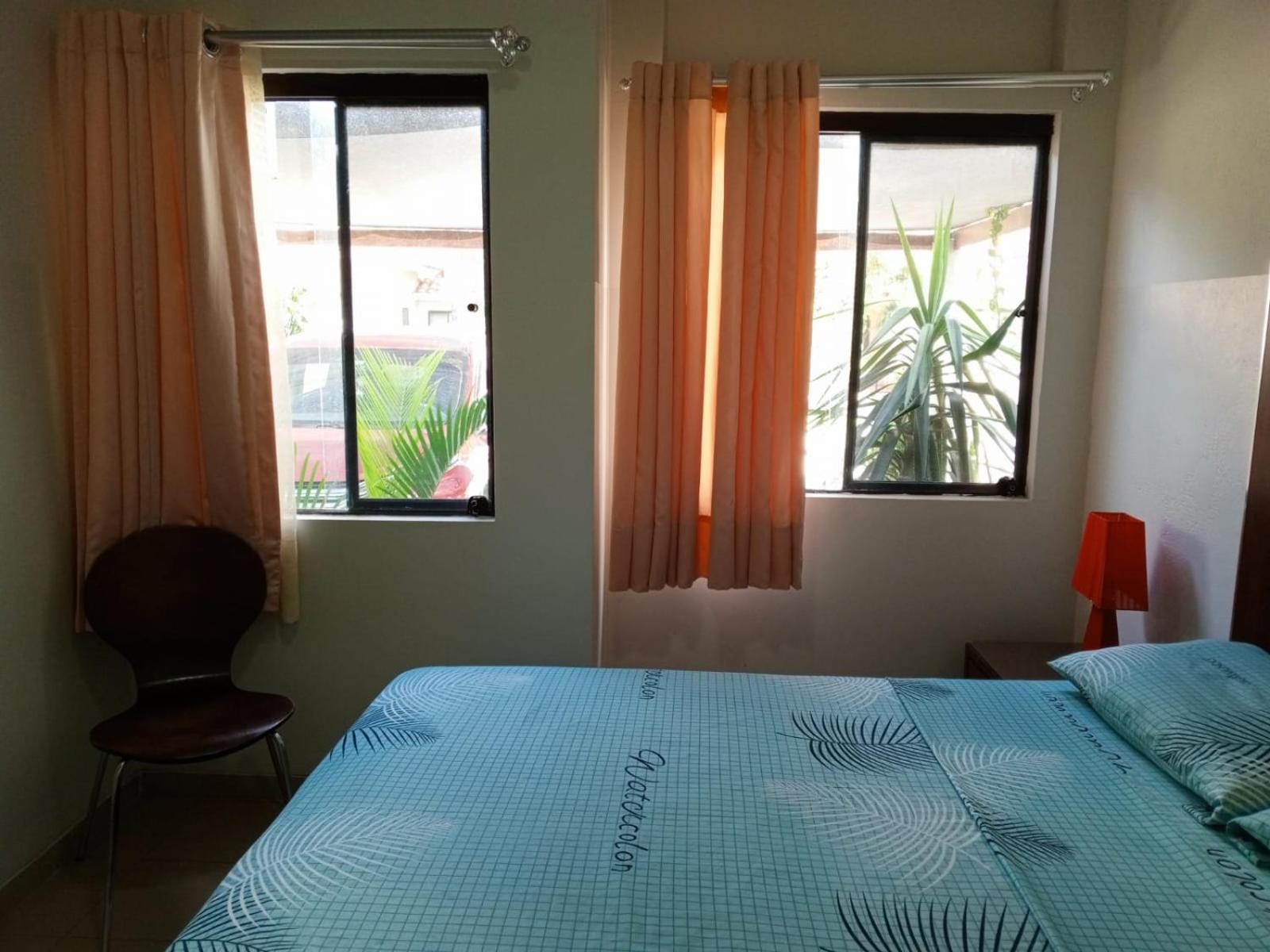 Pequeno Y Acogedor Departamento Con Garaje Y Recibe Pequenos Peluditos Santa Cruz de La Sierra Εξωτερικό φωτογραφία