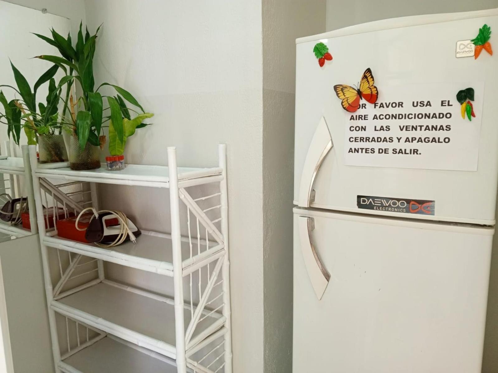 Pequeno Y Acogedor Departamento Con Garaje Y Recibe Pequenos Peluditos Santa Cruz de La Sierra Εξωτερικό φωτογραφία